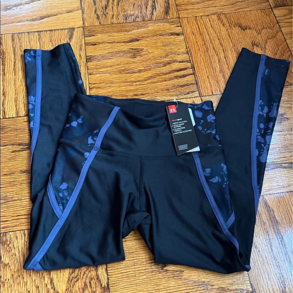 Under Armour HeatGear Leggings NWT